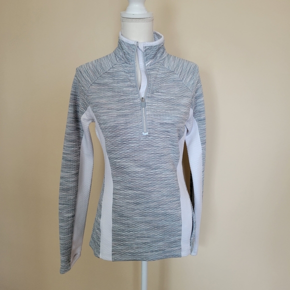 Athleta Snowscape Gray & White Quilted Running Jacket - Picture 2 of 6